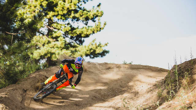 YouTuber Reveals Simple Exercises To Stay In MTB Shape This Winter BikeMag
