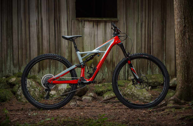 First Ride 2017 Specialized Enduro BikeMag