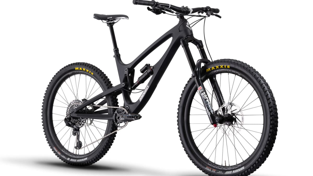 Diamondback introduces the Mission Carbon BikeMag