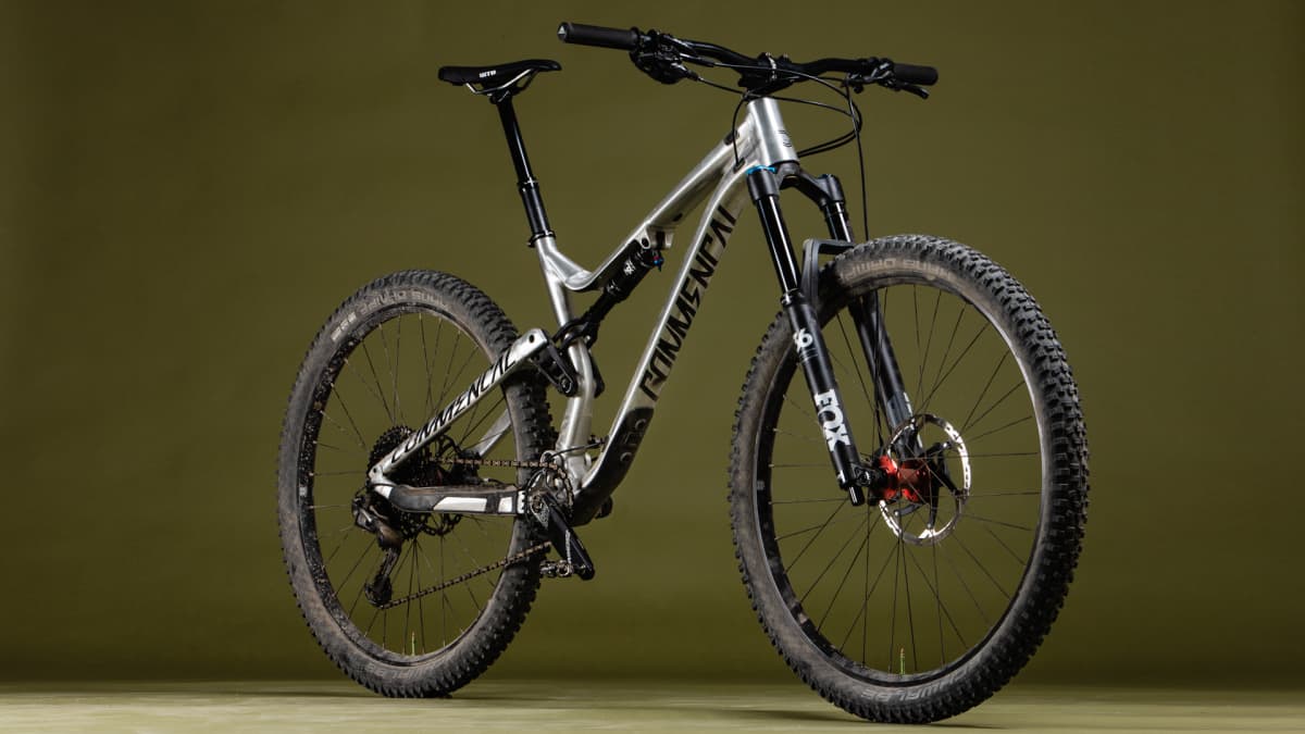 Commencal Meta TR 29 Essential Fox Brushed 3 300 BikeMag