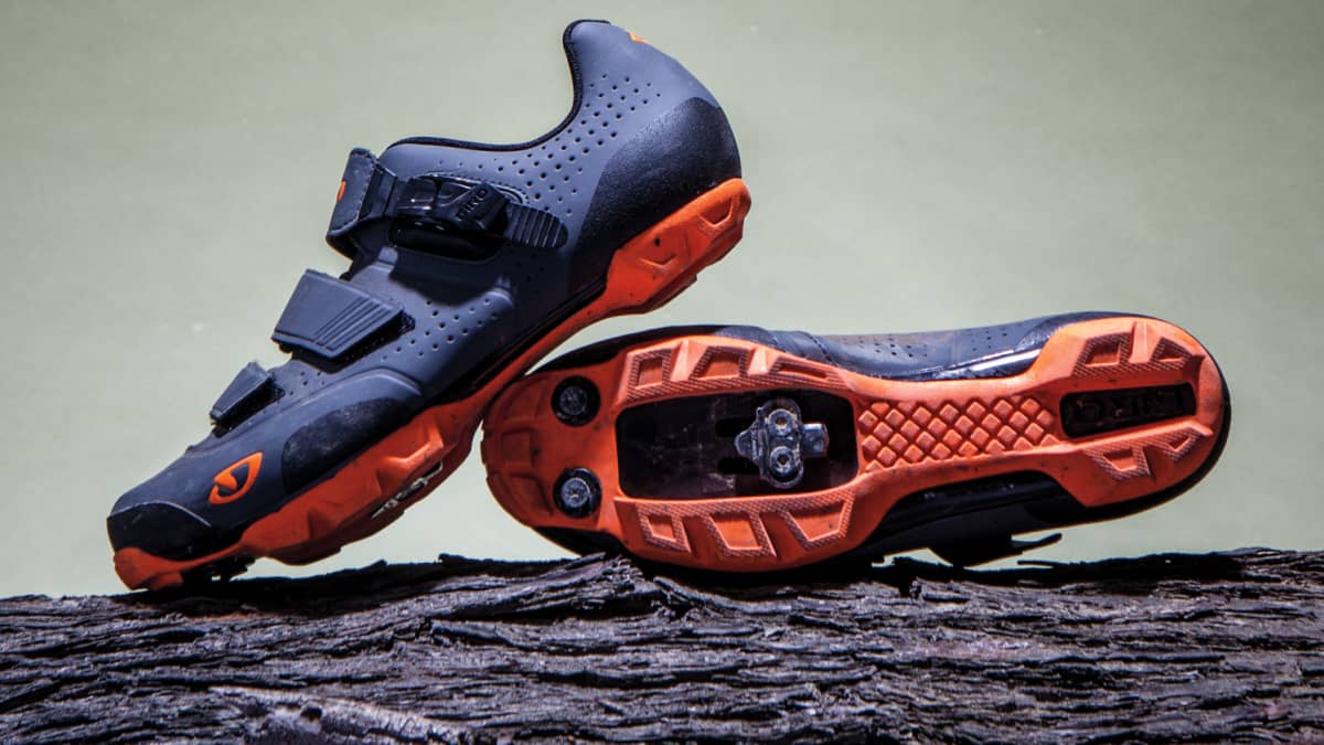 Giro privateer red 2025