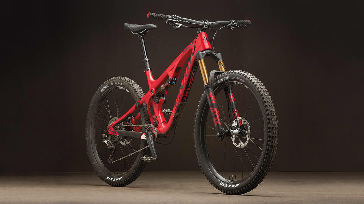 Bible Review Pivot Mach 5.5 Pro XT XTR 1X BikeMag