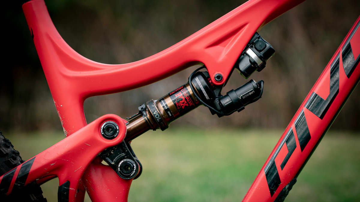 Pivot mach 5.5 live valve store