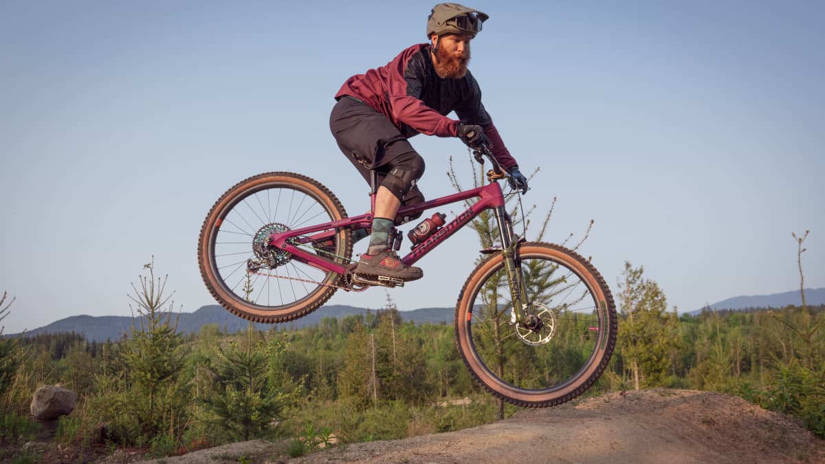 Tested Dakine Darkside Vectra Kit BikeMag
