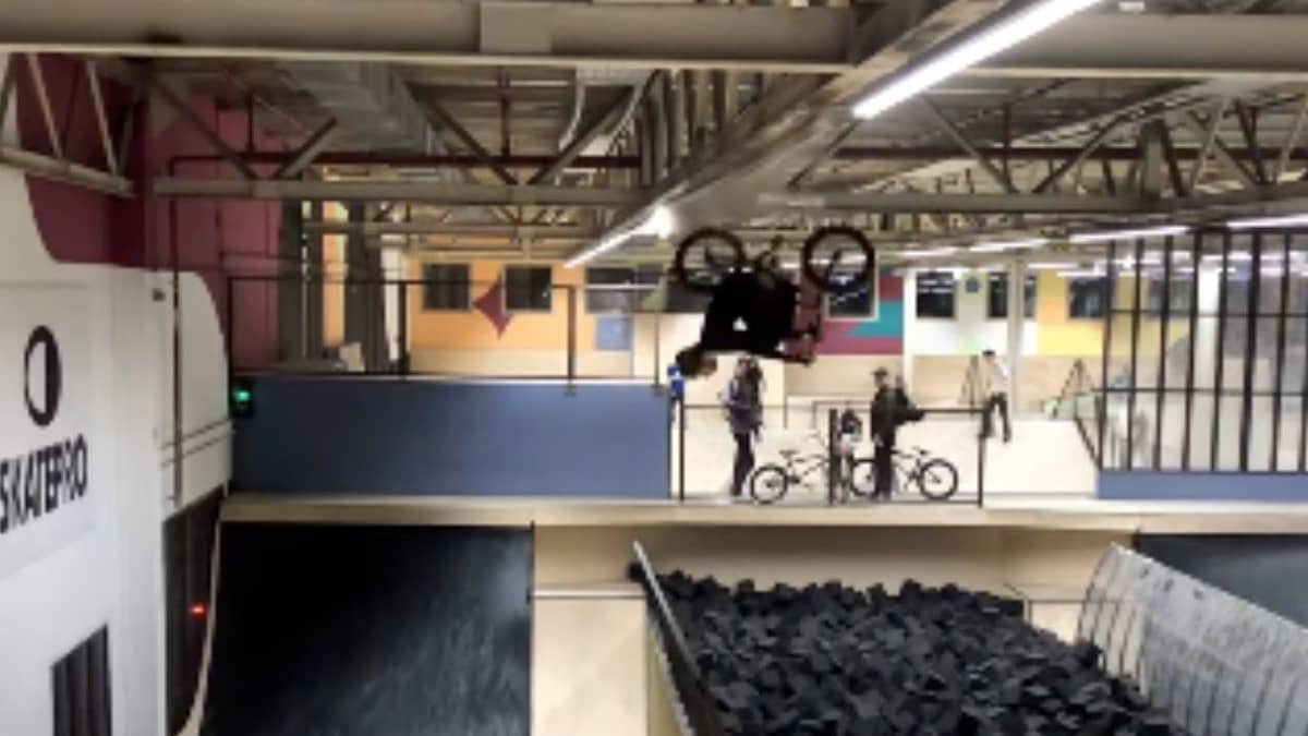 Wood15 indoor mtb park online