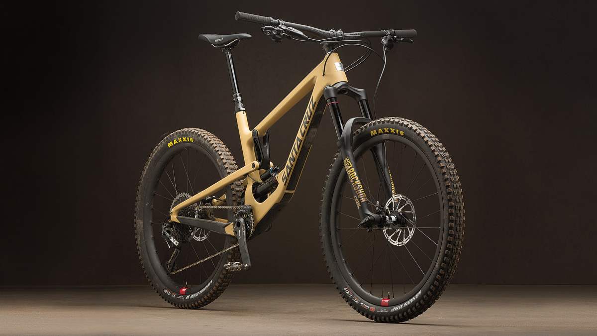 kaichi　SANTACRUZ NOMAD CC 2019カーボンフレー Santa Cruz Nomad X01 review | ENDURO Mountainbike Magazine