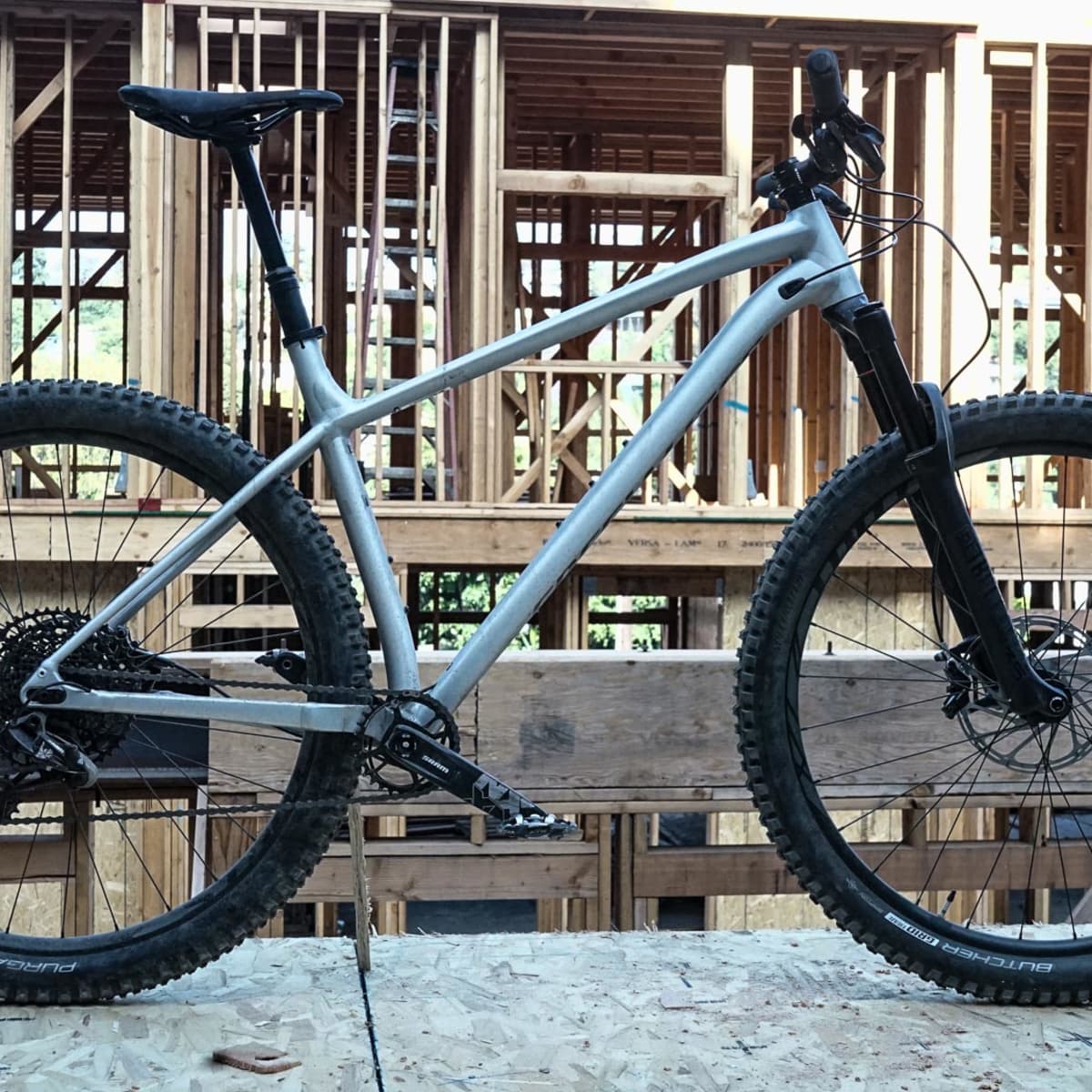 specialized fuse 20 inch