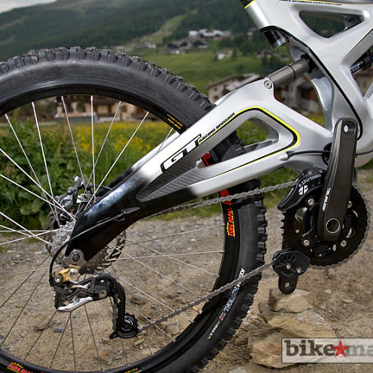 gt dhi downhill bike