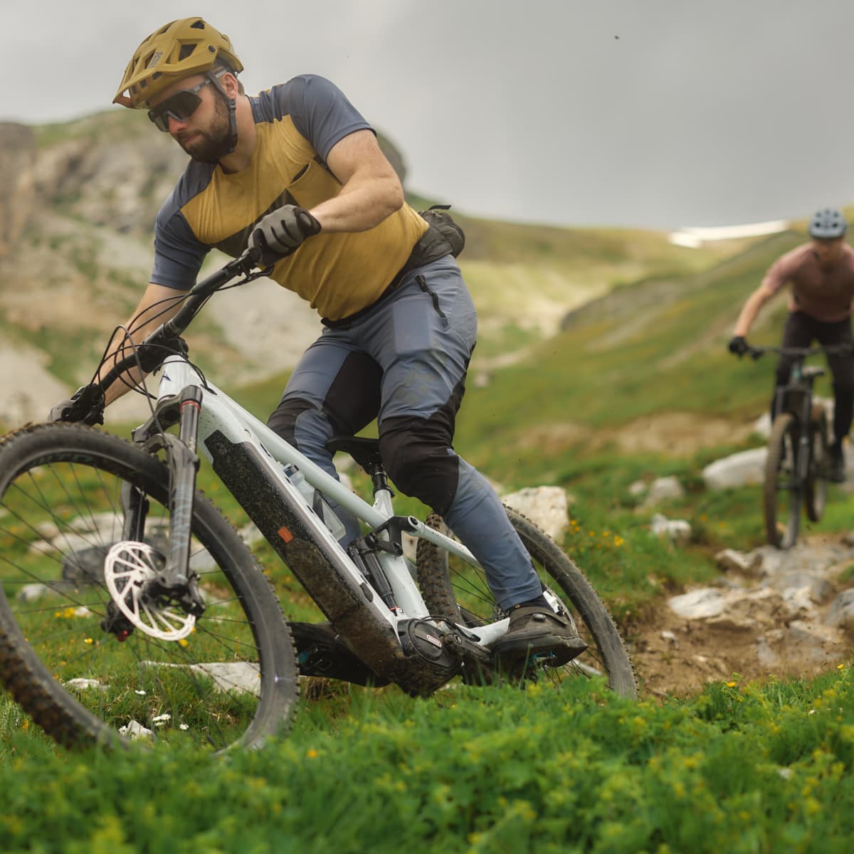 vitus electric mountain bike