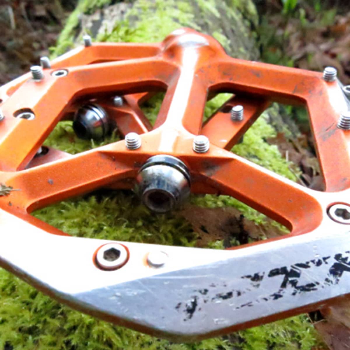 Spank Spike Pedal Review BikeMag