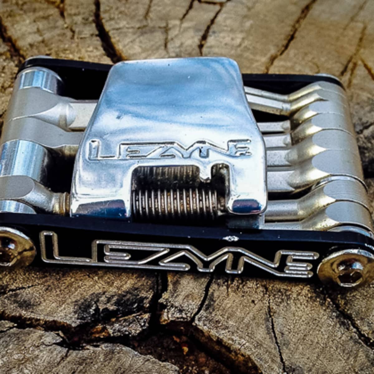 Lezyne v10 multi tool hot sale
