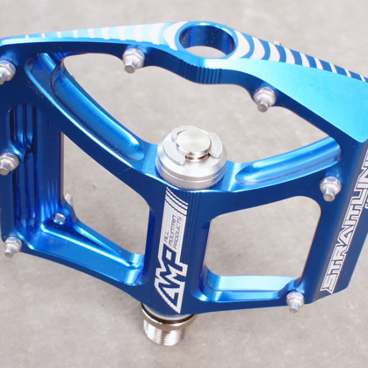 Straitline components online