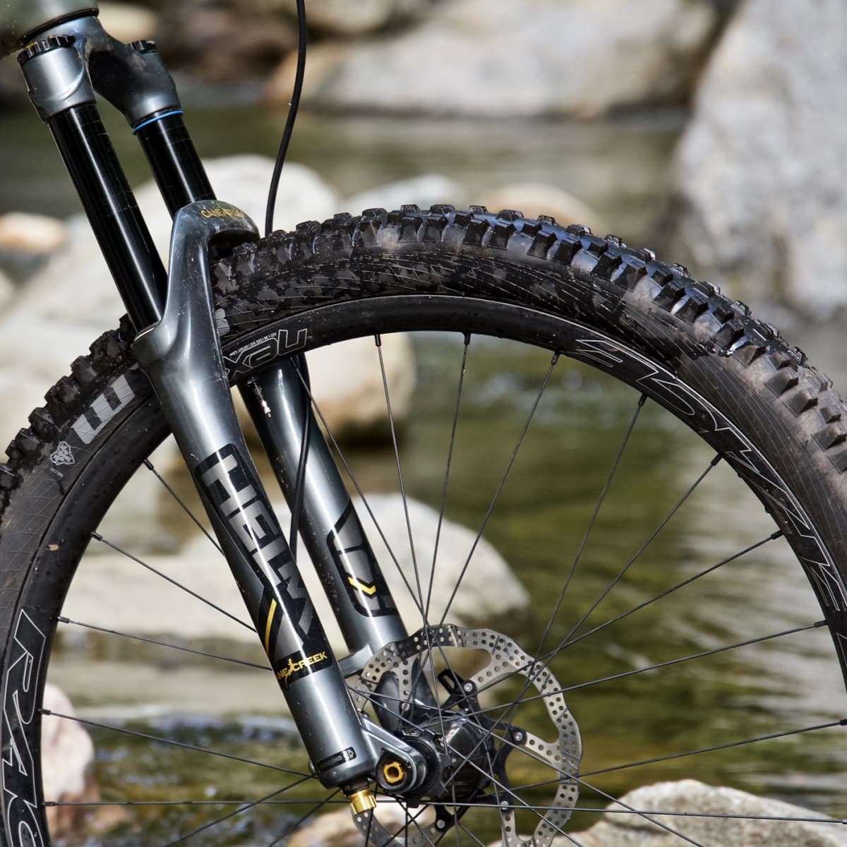 Tested: Cane Creek Helm Coil | $900 - BikeMag