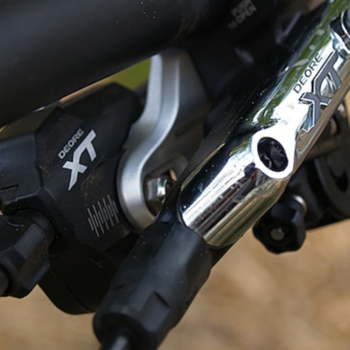 Shimano deore xt hotsell 2012