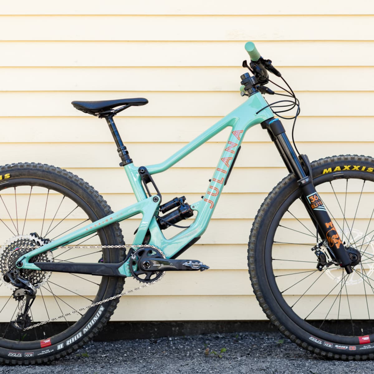 First Ride Juliana Roubion and Furtado BikeMag