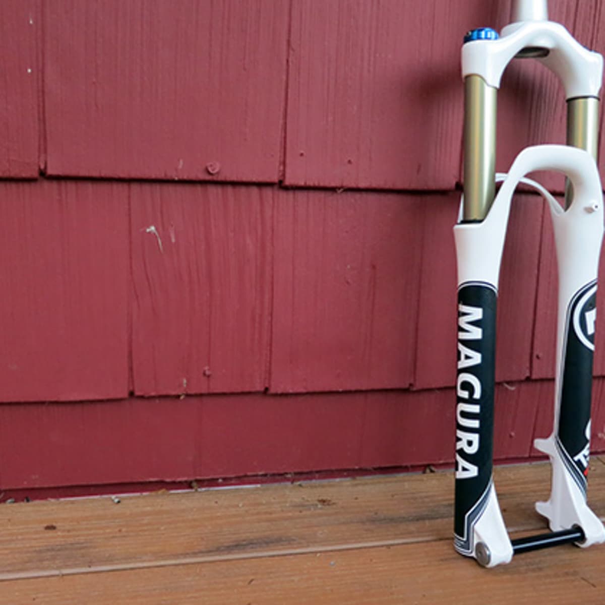 Magura fork outlet