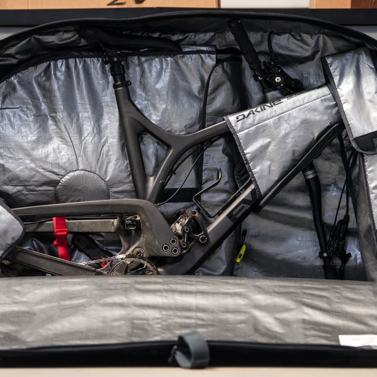 Dakine bike roller bag review best sale