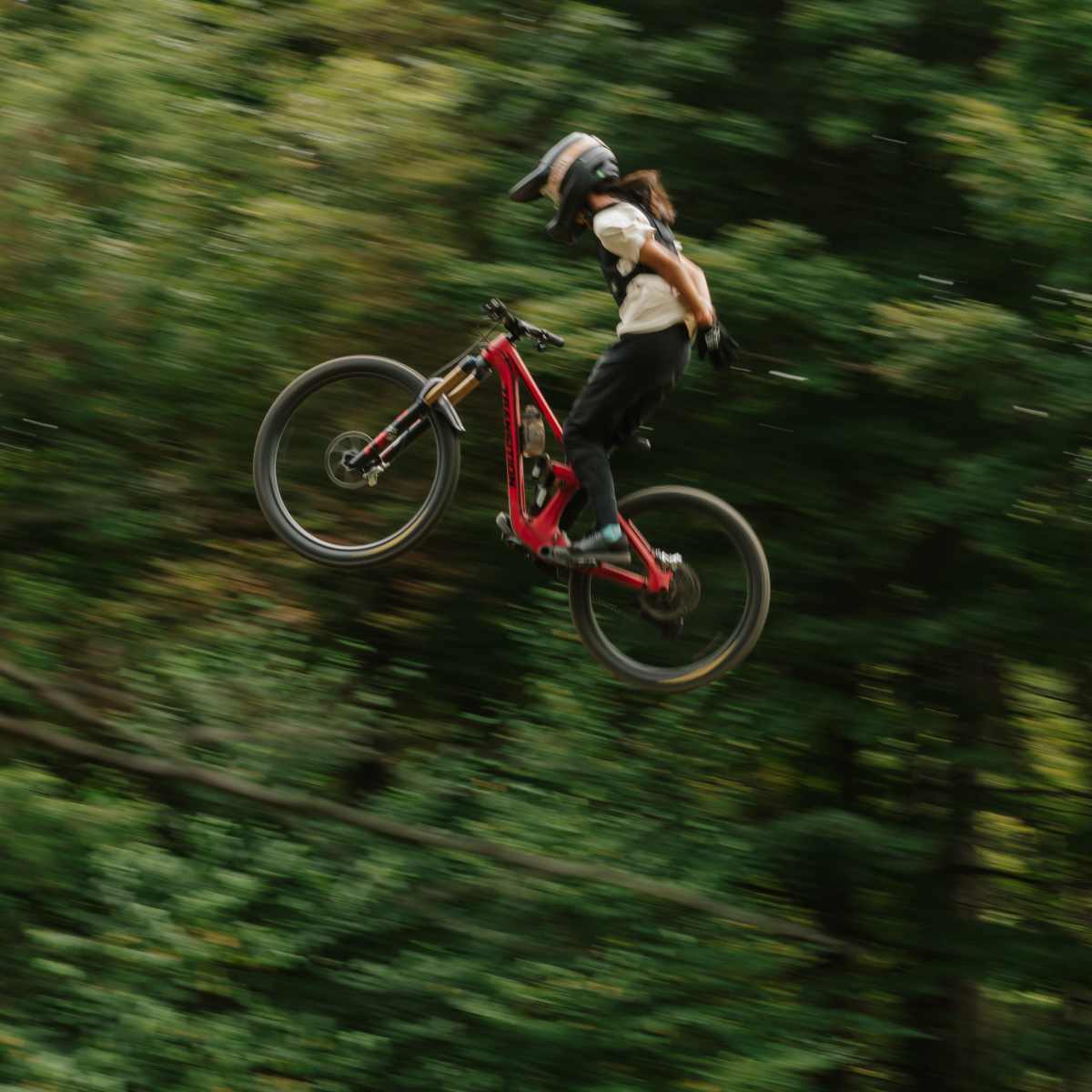 Women s Freeride Mountain Bike Event She Shreds Legacy Athlete Mayumi Wakefield BikeMag