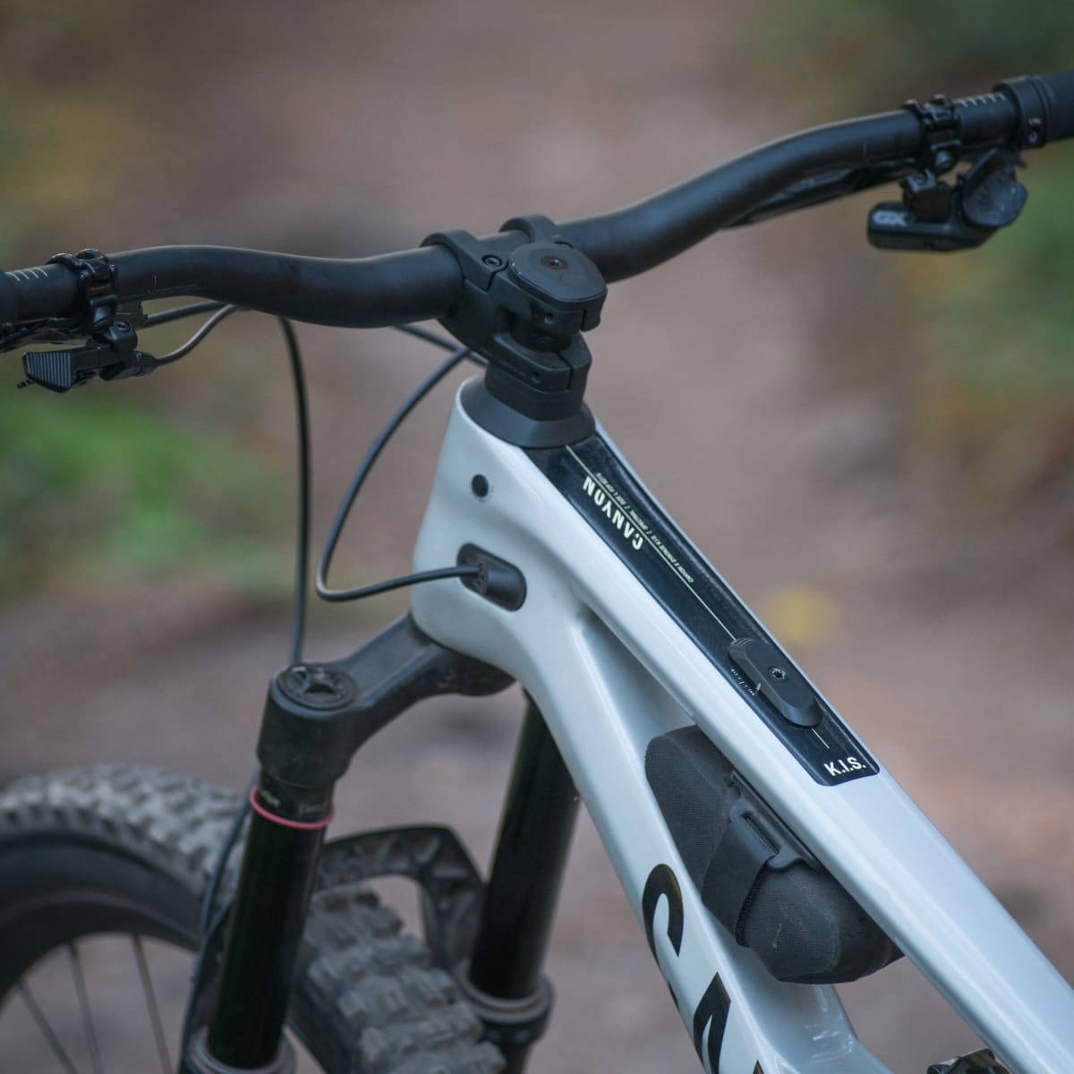 Tested Canyon s K.I.S. Steering Stabilizer BikeMag