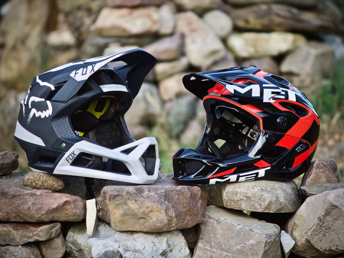 Fox Proframe Versus MET Parachute BIKE Magazine BikeMag
