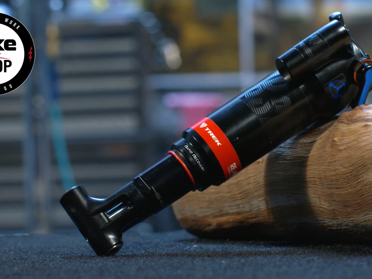 Rockshox deluxe sales rt3 thru shaft