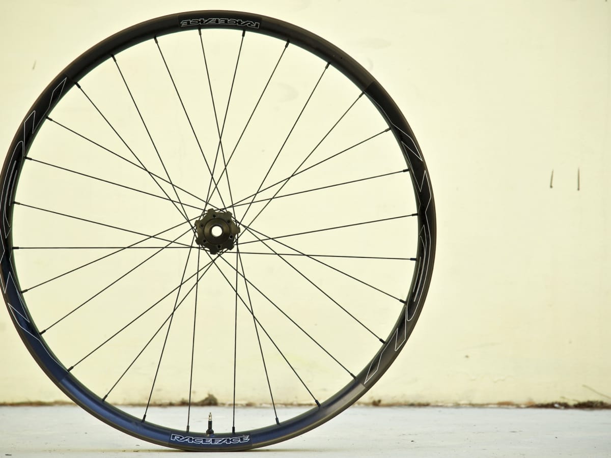 Tested Race Face Next R36 Wheelset 1 500 BikeMag