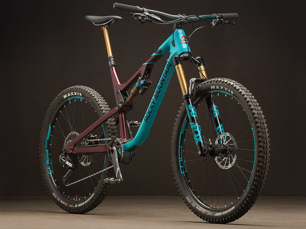 Bible Review Rocky Mountain Altitude Carbon 90 BikeMag