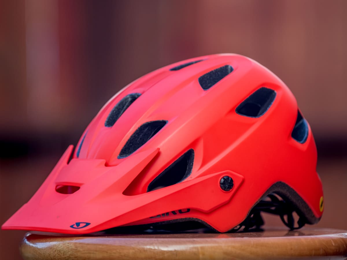 Review Giro Chronicle MIPS Helmet