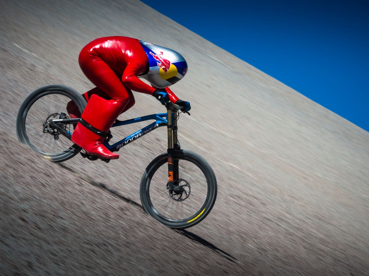 Fastest bicycle new arrivals pedaling speed