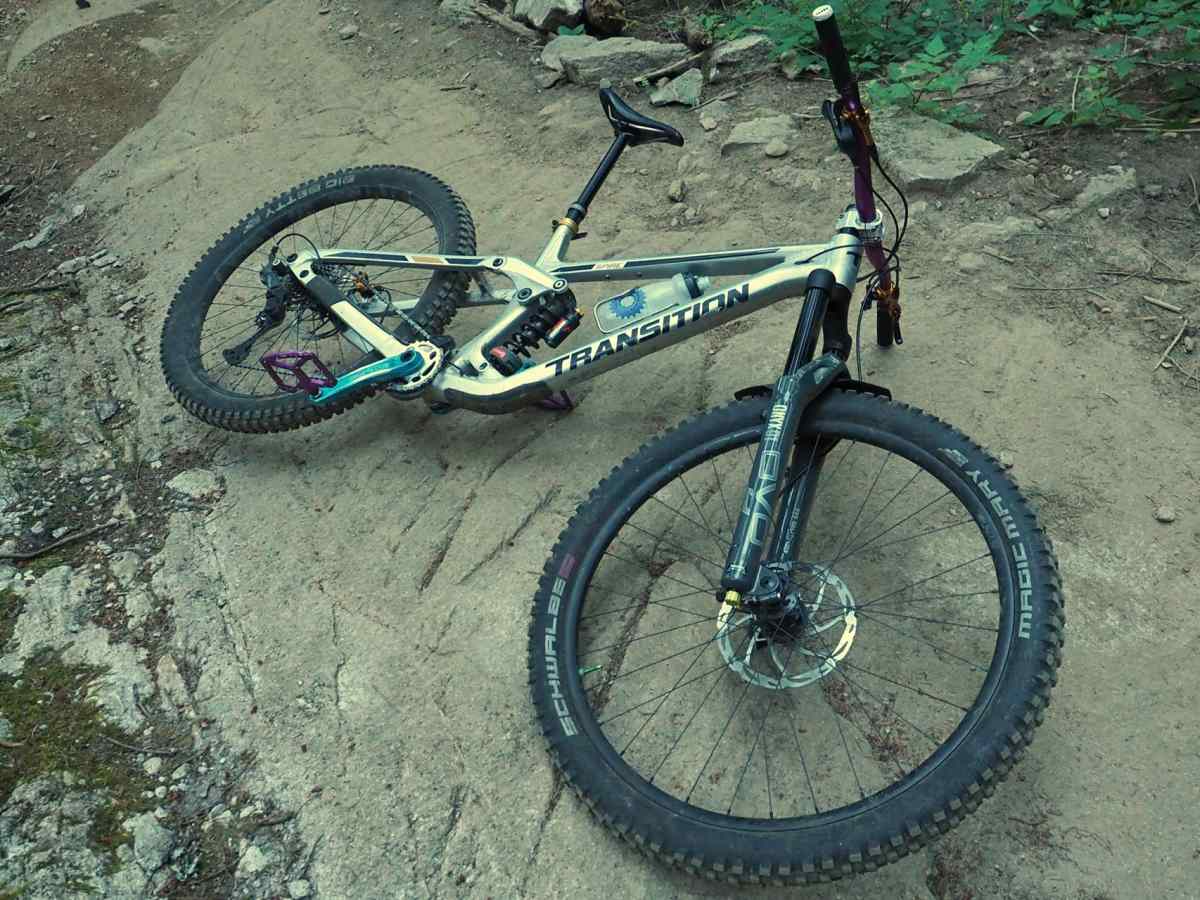 Bicicleta downhill typen shop second hand