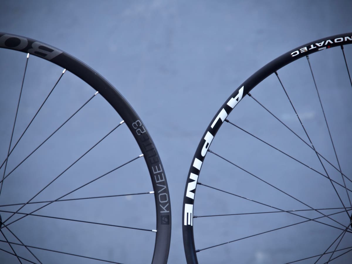 ボントレガー Kovee Elite 35 MTB ハンドルバー - Trek Bikes (JP)