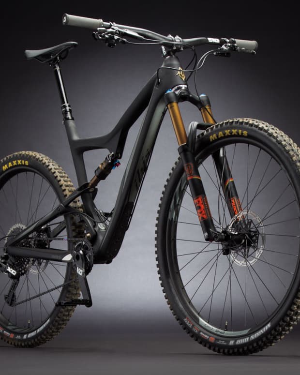 18 bike tire