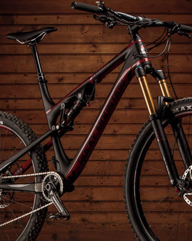 Review Rocky Mountain Thunderbolt 799 MSL BikeMag