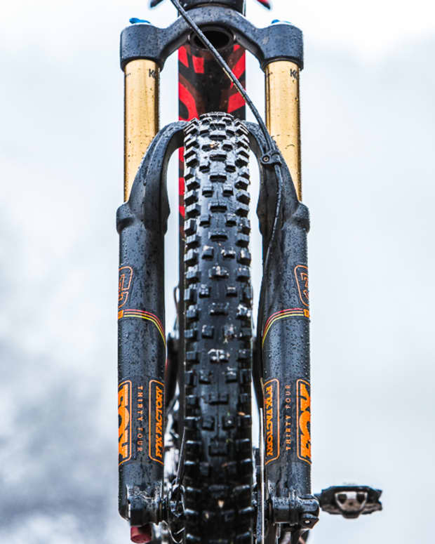 Fox 34 fork 27.5 plus top