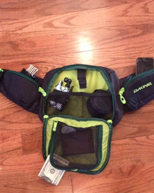 Dakine hip hydration pack hotsell