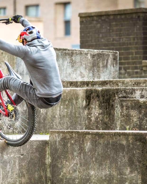 Danny macaskill discount carbon wheels