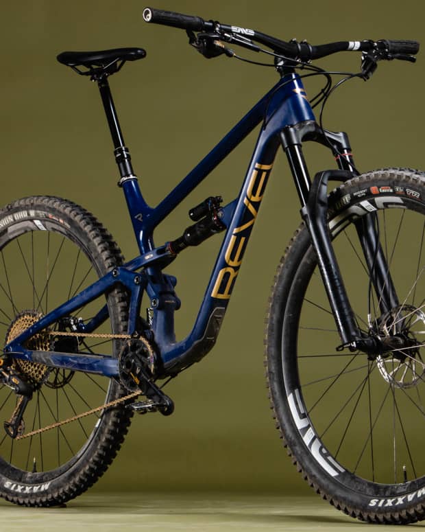 Pivot Trail 429 Pro XT XTR 5 900 BikeMag