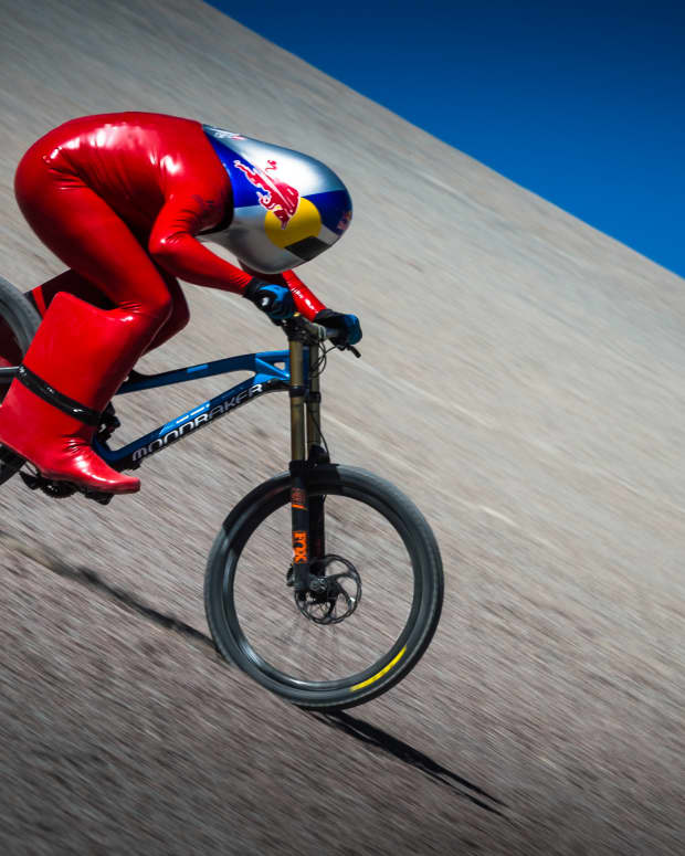 German Sets World Record For Fastest Speed On Mountain Bike BikeMag