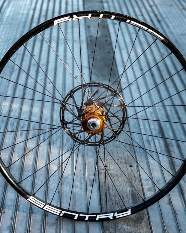Hutchinson Griffus 27.5×2.5 前後セット Amazon.com : Motodak Griffus Folding Tyre, Black, 27.5 x