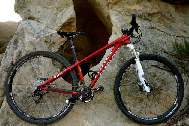 ジャンク品 NINER 「ナイナー」 EMD9 2012年モデル マウンテンバイク / 5023012000116 Review: Niner E.M.D. 9 - BikeMag