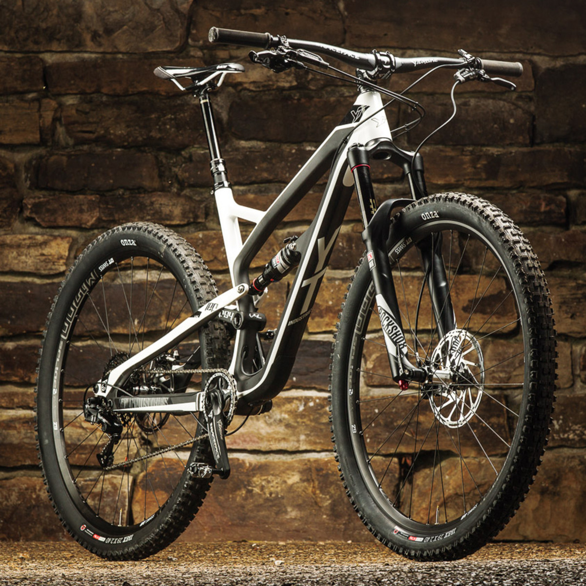 デフト　yyf SUS Review: YT Jeffsy - BikeMag