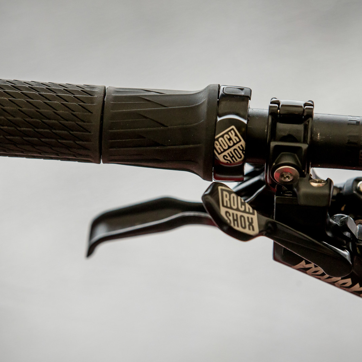 RockShox Suspension Introduces TwistLoc Mountain Bike Lockout Tech