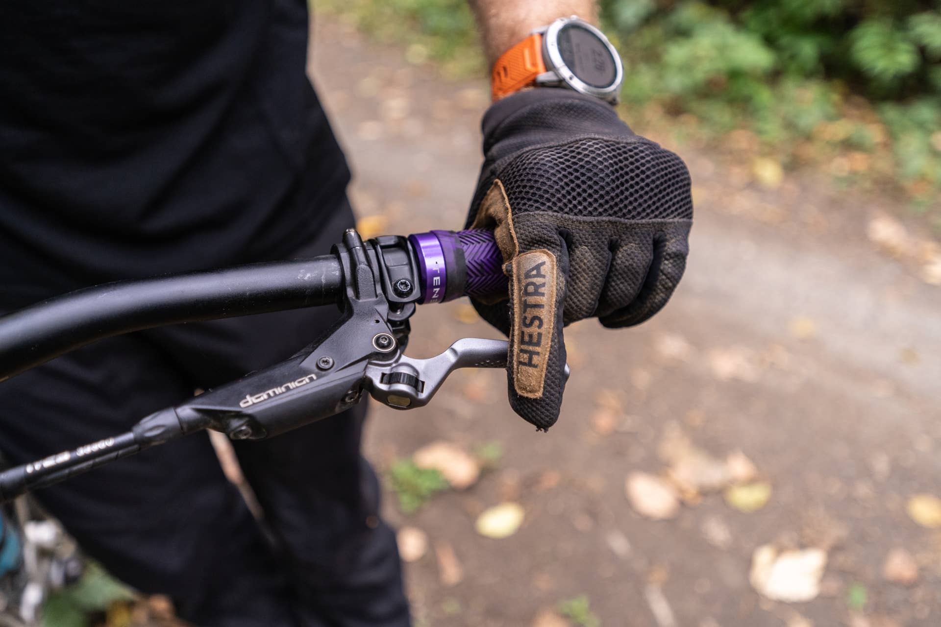 Elvedes Pastiglie Freno Hayes Dominion A4 - Semi-metalliche Con Carbonio E Kevlar, Per MTB, E-Bike, Enduro, DH - Alta Performance
