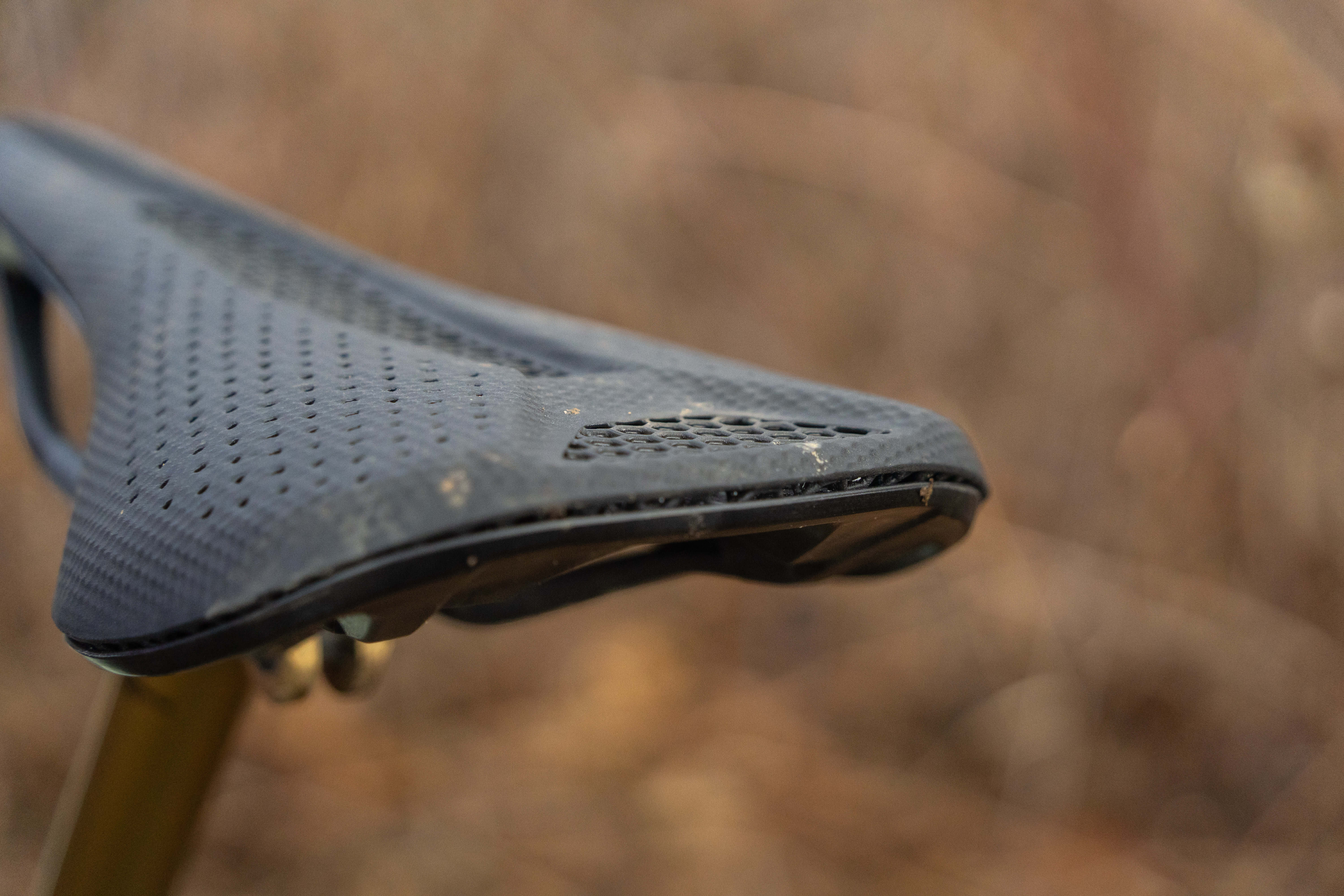Specialized Phenom saddle gets Mirror treatment - BikeMag