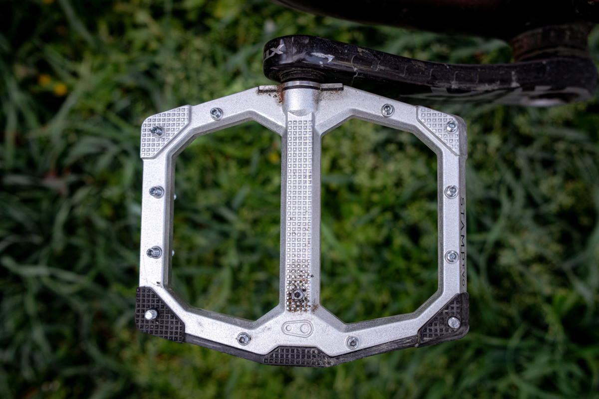 How Big is Too Big? Testing the Limits of MTB Flat Pedals
