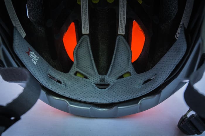 giro montaro black hypnotic