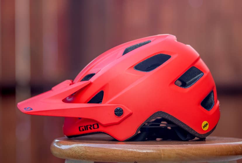 giro chronicle red
