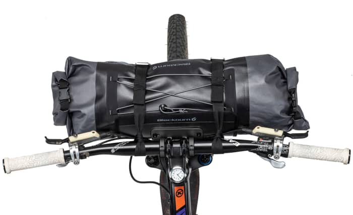 blackburn outpost elite handlebar roll review
