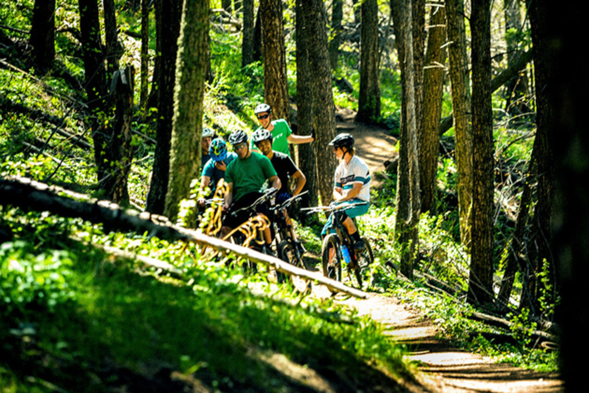 Yeti Cycles Lunch Ride BikeMag