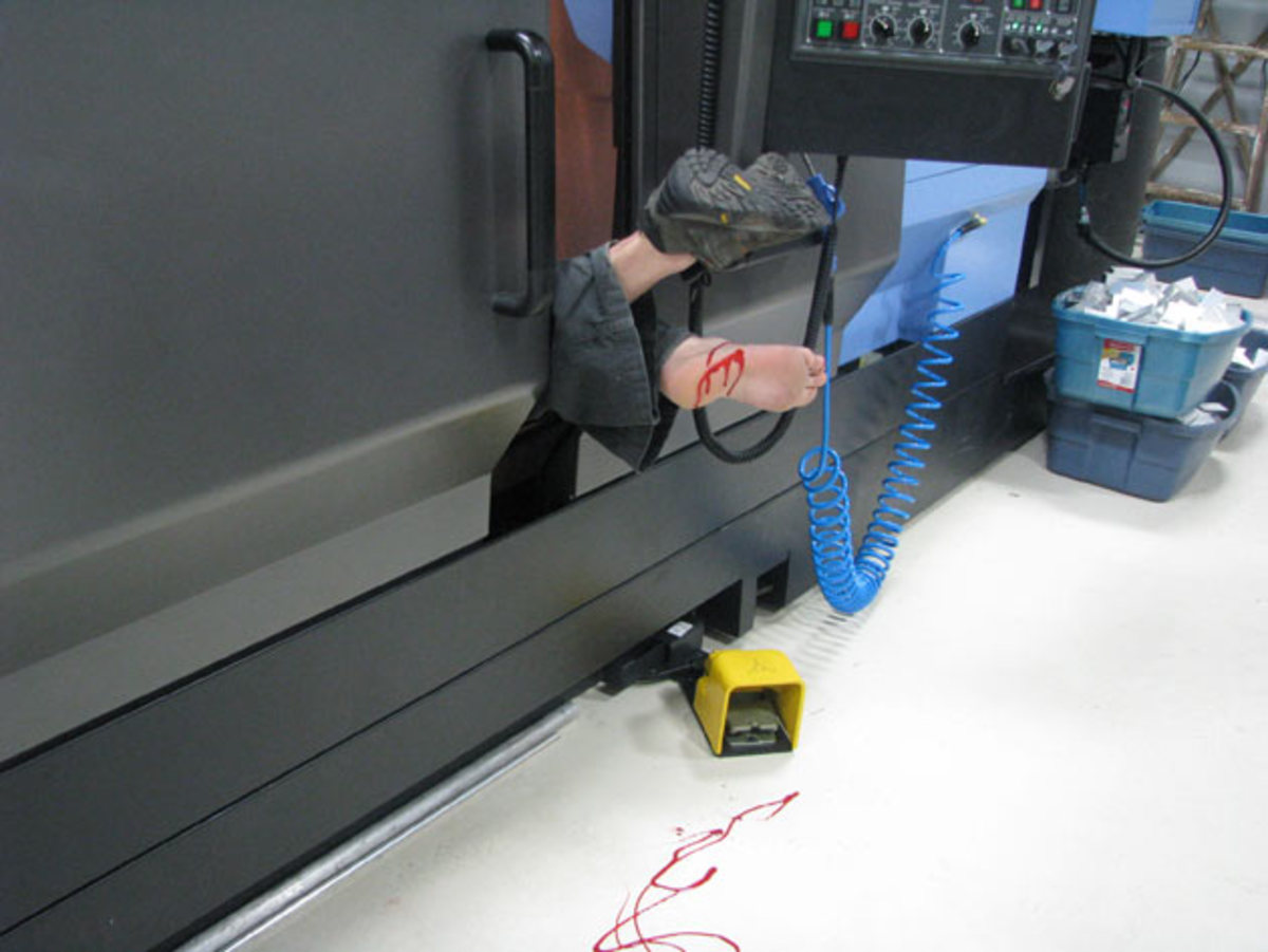 Tragic Machining Death at Straitline - BikeMag